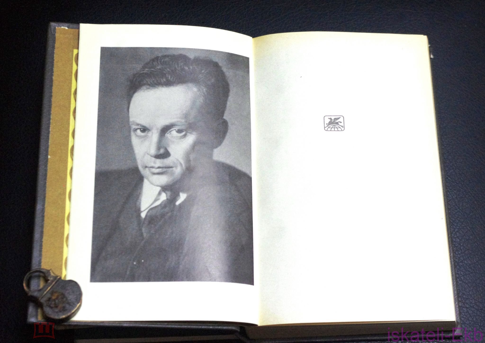Книга. Ю. Тынянов. "Сочинения."2 Тома. "Художественная Литература".1985 г. - Вольные стрелки