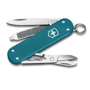 Нож Victorinox 0.6221.242G брелок Classic Wild Jungle 58мм 